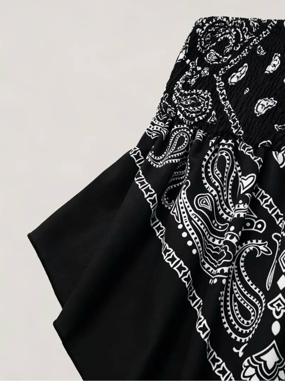 Strapless Black Bandana Print Handkerchief Hem Top New Boutique - Picture 4 of 5